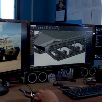 Ripsaw M5 -computer screens with Ripsaw